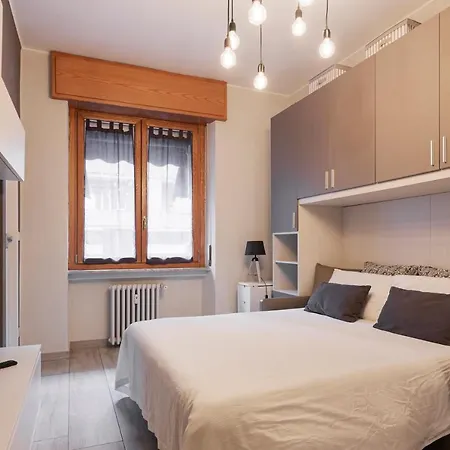 The Studio - Centrale Via Zuretti Apartment Mailand